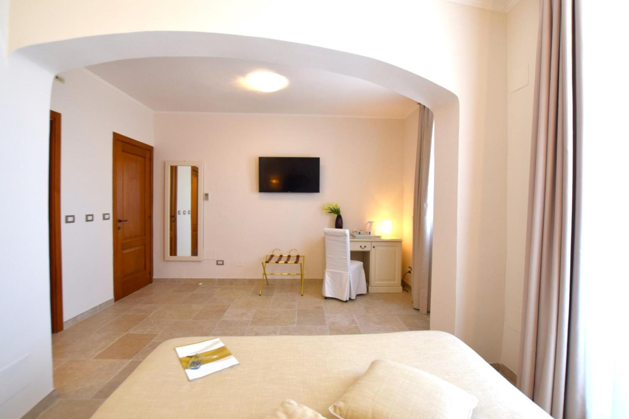 Hotel L'Arcangelo - Boutique Hotel Таранто Екстериор снимка