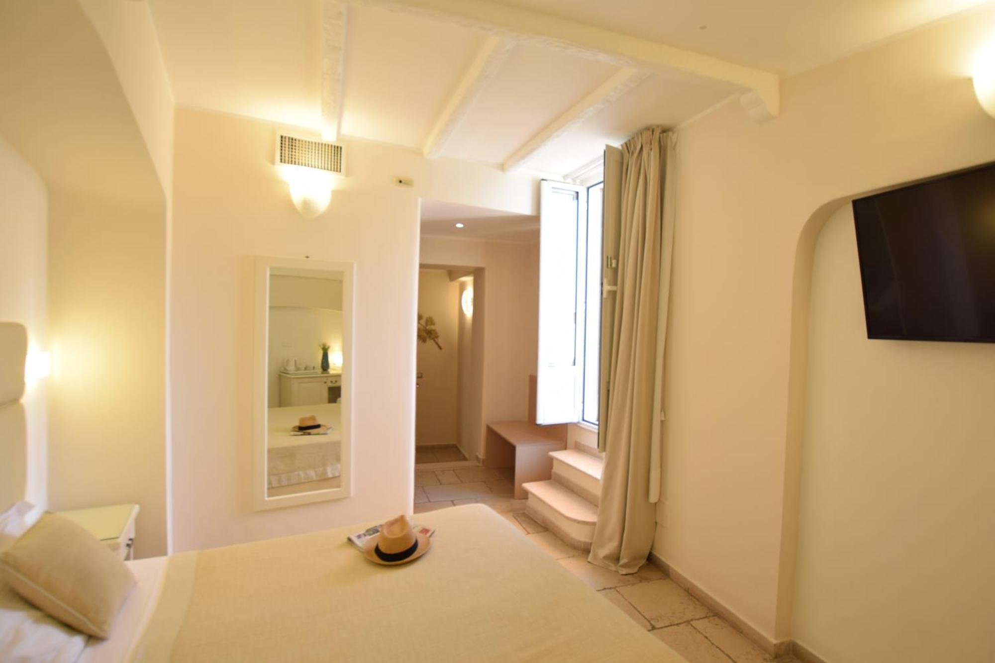 Hotel L'Arcangelo - Boutique Hotel Таранто Екстериор снимка