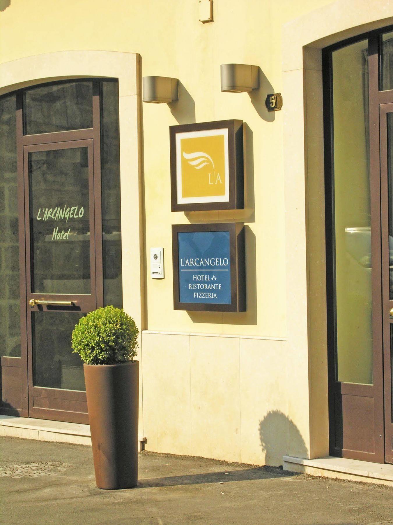 Hotel L'Arcangelo - Boutique Hotel Таранто Екстериор снимка