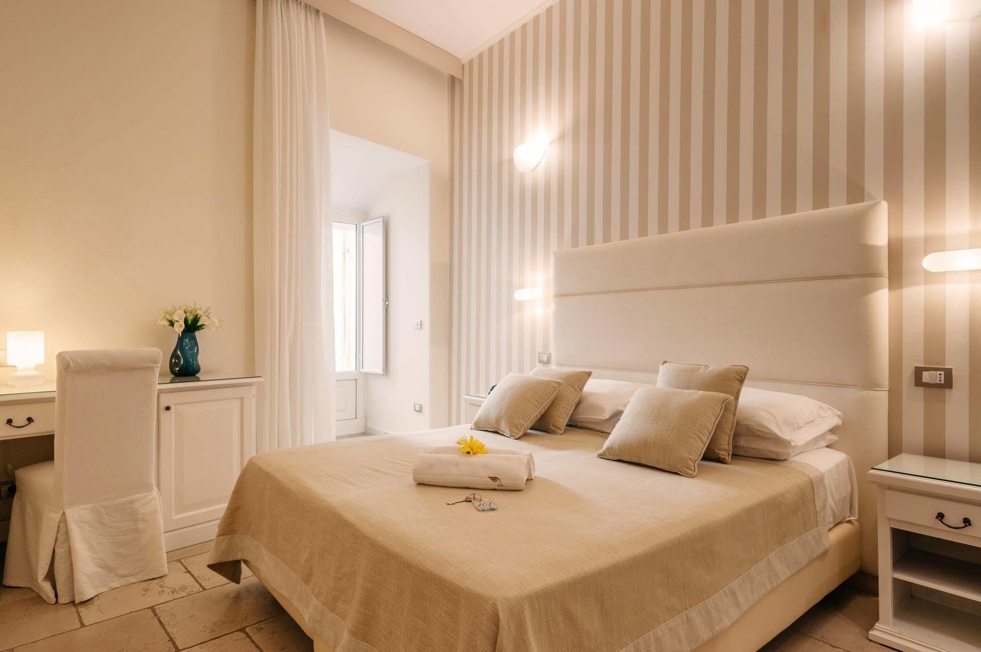 Hotel L'Arcangelo - Boutique Hotel Таранто Екстериор снимка